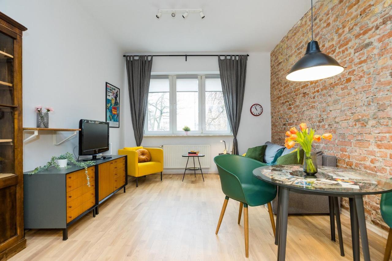Apartment Shortstaypoland Asnyka Warschau